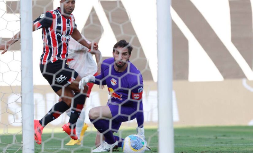 Lucas marcou o único gol são-paulino na partida