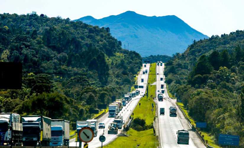 Estimativa da Arteris Régis Bittencourt é que o fluxo de veículos aumente em cerca de 28% em relação aos dias normais