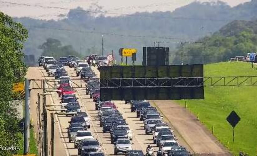 Congestionamento nas rodovias do SAI é causado pelo excesso de veículos