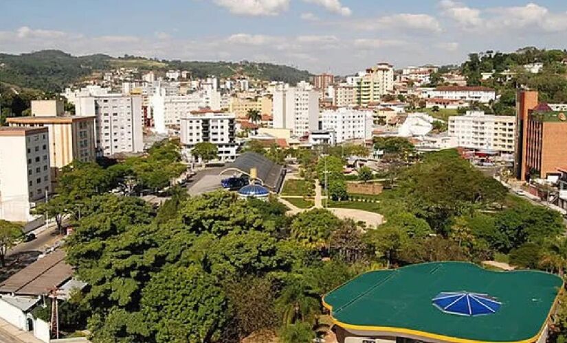 Localizada a aproximadamente 149 km de São Paulo, o município de Serra Negra, no interior de São Paulo, reserva uma ótima viagem para quem se interessar em conhecer o lugar