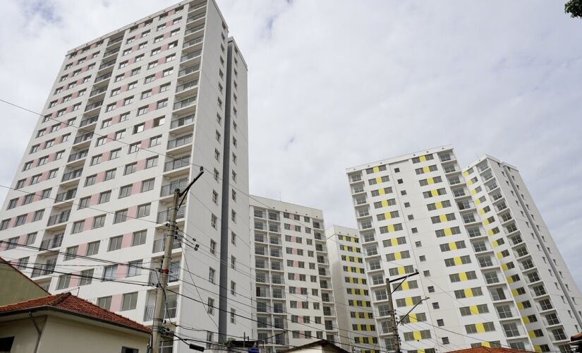 Entrega de apartamentos na zona norte da capital