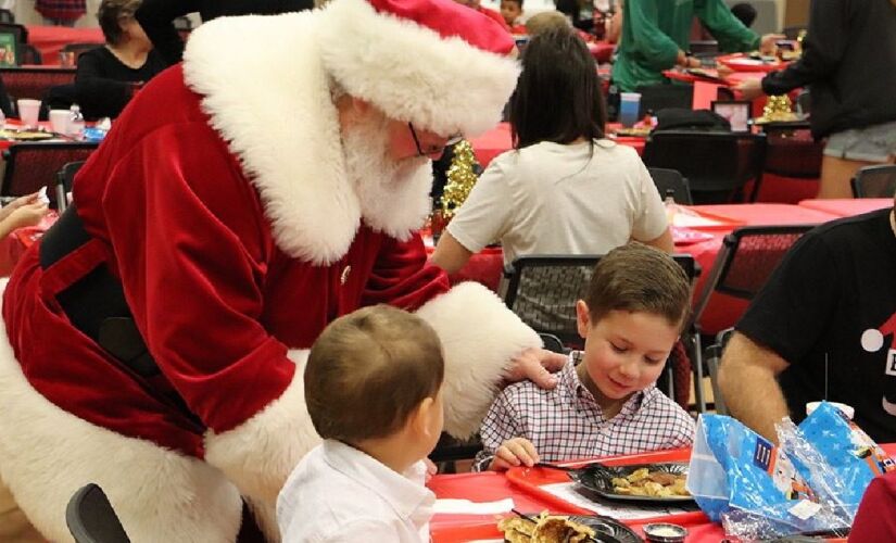 Papai Noel estará disponível para ouvir os desejos das crianças, tirar fotos e tornar o Natal delas ainda mais especial