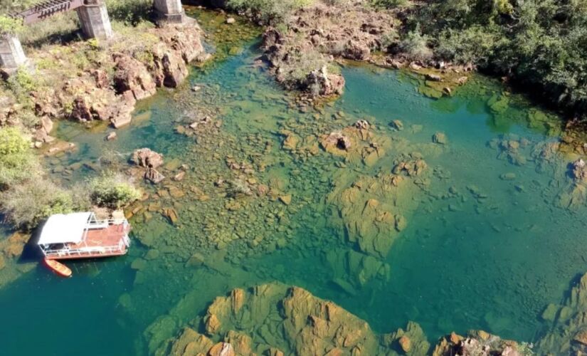 O cartão-postal de Rifaina é o majestoso Lago Jaguara, com seus impressionantes 33 quilômetros quadrados de espelho d'água. 