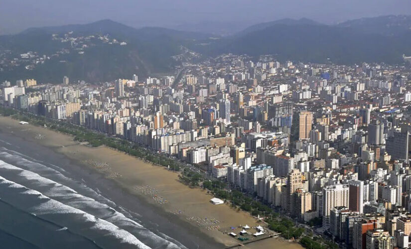 A cidade de Santos, com 425 mil moradores, possui um índice de 9,1 mortes a cada 100 mil habitantes e ficou em quarto lugar 