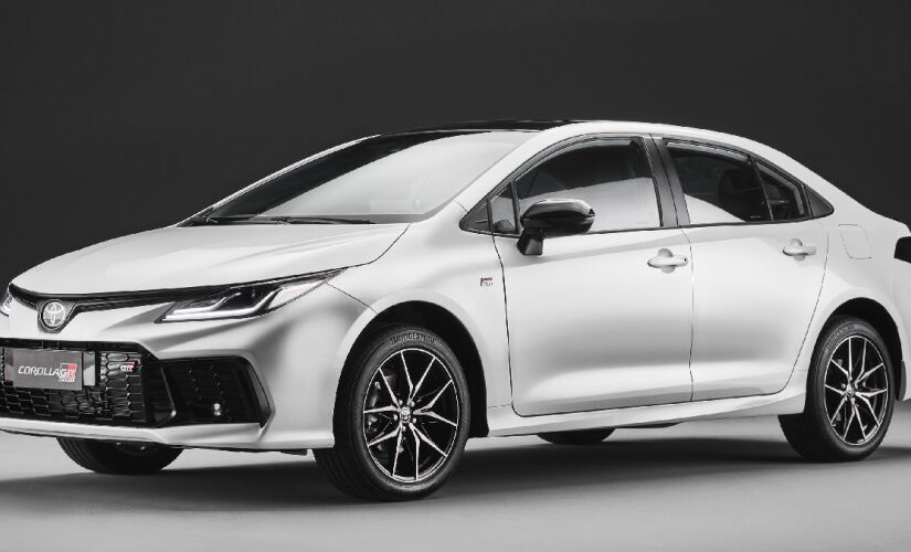 Toyota Corolla GR-Sport é o novo modelo da marca