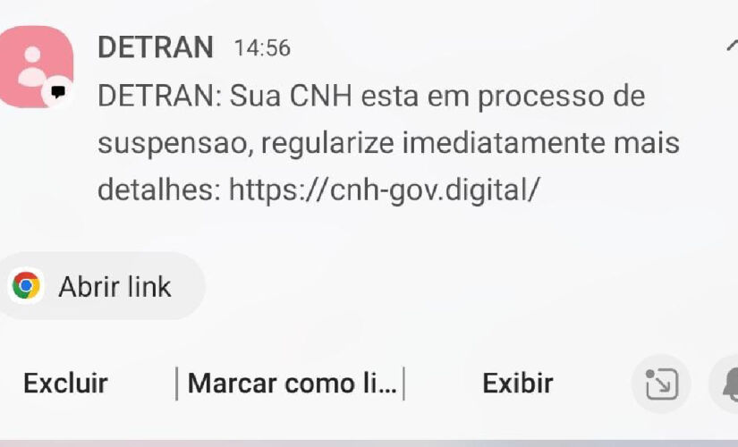 Criminosos enviam mensagens para o celular das vítimas informando que a CNH será suspensa