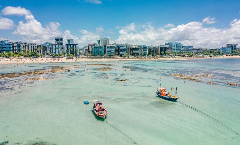 Um fim de tarde normal em Maceió, a ensolarada capital de Alagoas