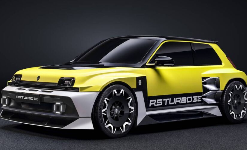 Renault 5 Turbo 3E é um hot hatch 100% elétrico com design retrô-futurista e tomada de recarga eminentemente moderna