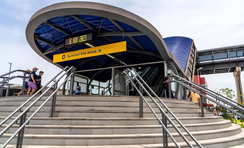 Estação Vila Sônia-Professora Elisabeth Tenreiro, que pertence à Linha-4 Amarela, completou três anos de operação nesta semana