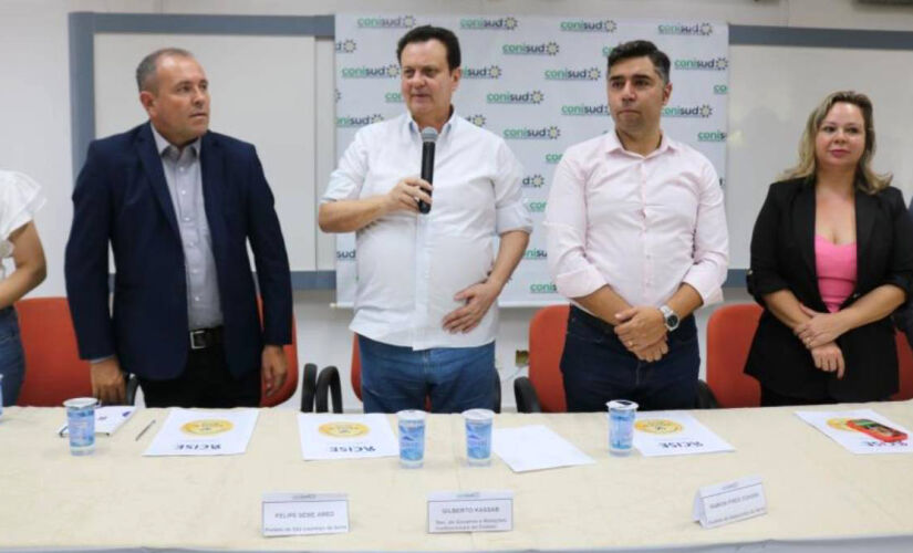 Secretário de Governo e Relações Institucionais do Estado de São Paulo, Gilberto Kassab, participou do encontro com prefeitos, vereadores e deputados estaduais da região