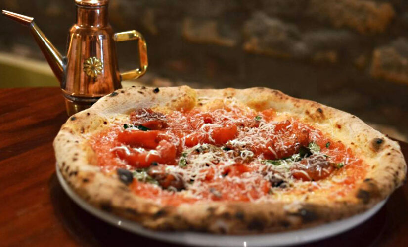 Liderando, aparece a Leggera Pizza Napoletana, com duas unidades em São Paulo