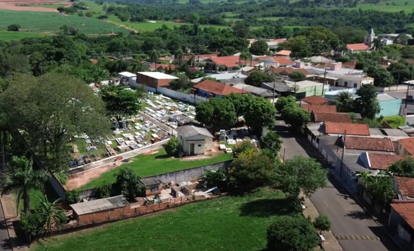 Refúgio natural, a cidade de Borá é a segunda cidade com a menor população do Brasil, e dá a oportunidade dos moradores e visitantes de levarem uma vida longe da urbanização