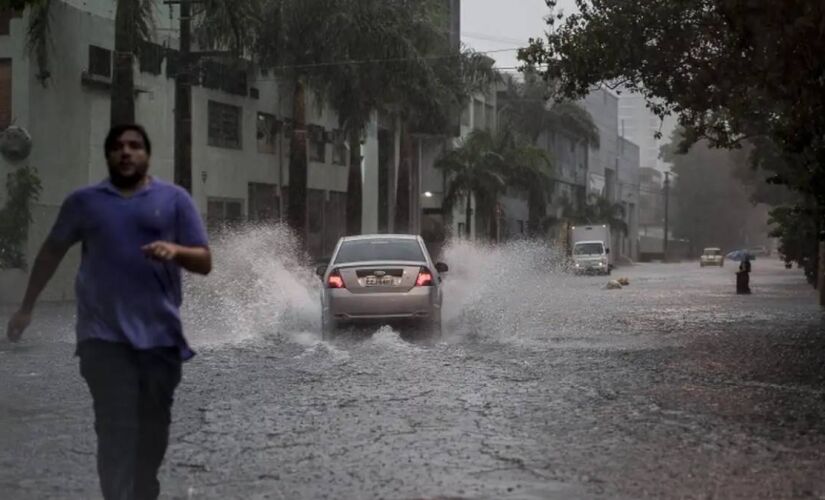 O resultado é que a cada chuva, o desastre aumenta