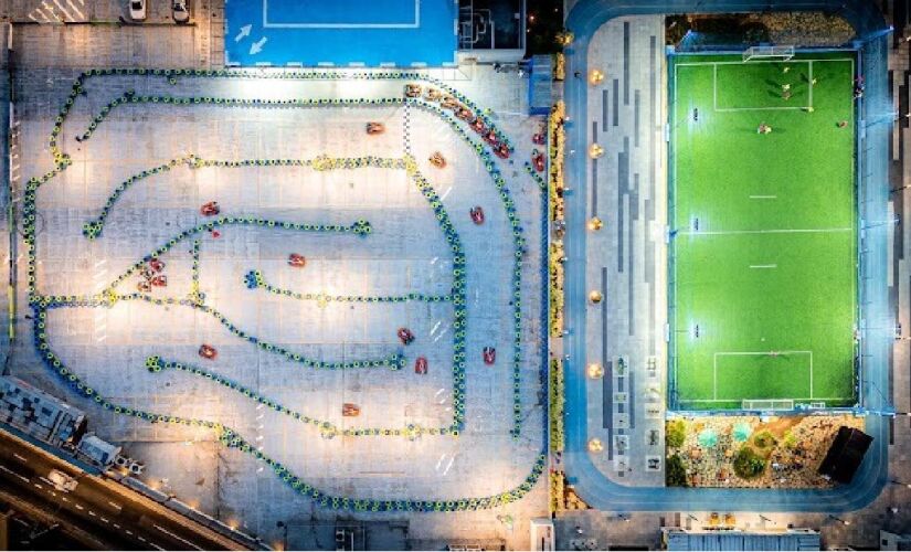 SuperKart é um espaço de 1.000 m&#xB2; com opções como carrossel, elevador, xícara maluca e outros brinquedos