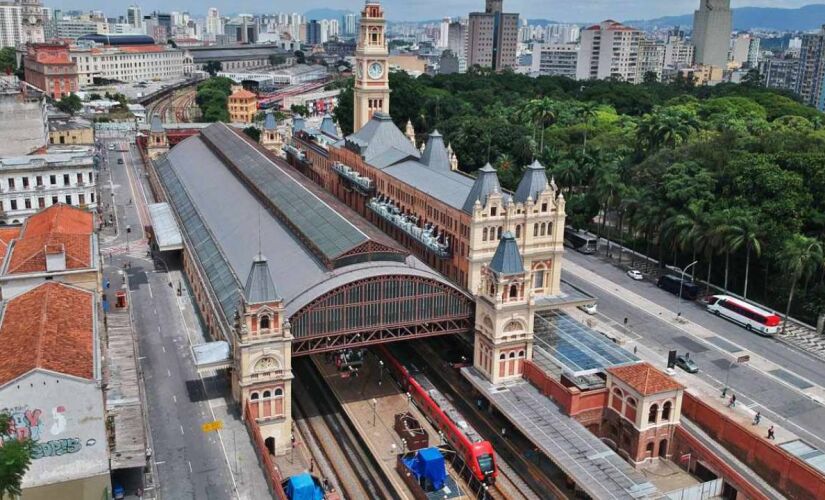 Estação da Luz está próxima a importantes pontos culturais da cidade, como o Museu da Língua Portuguesa e a Pinacoteca