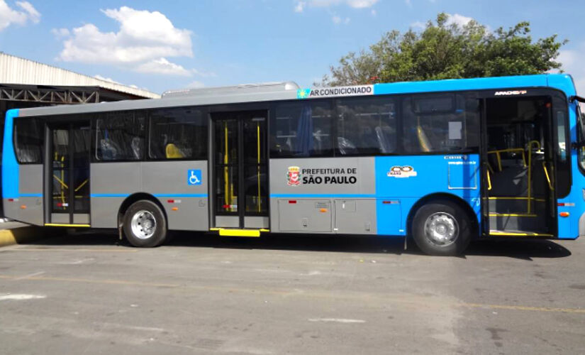 Ônibus da Transwolff, empresa que teve o contrato rompido pela prefeitura