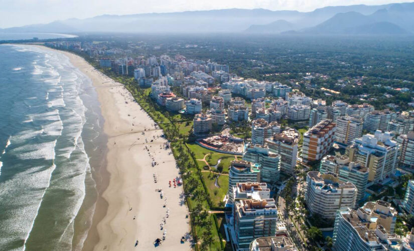 Com infraestrutura completa, a praia de São Lourenço é um dos pontos mais conhecidos de Bertioga, merecidamente