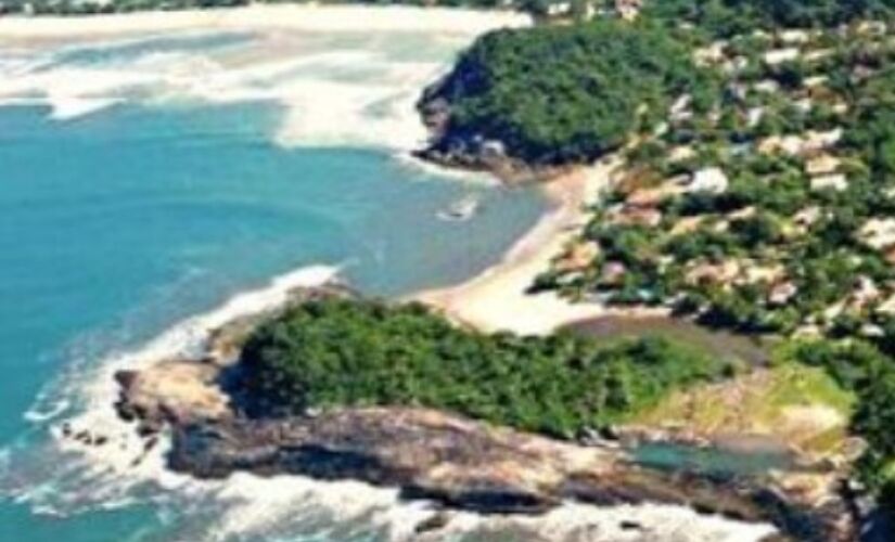 A praia é um dos destinos mais encantadores da Baixada Santista; confira