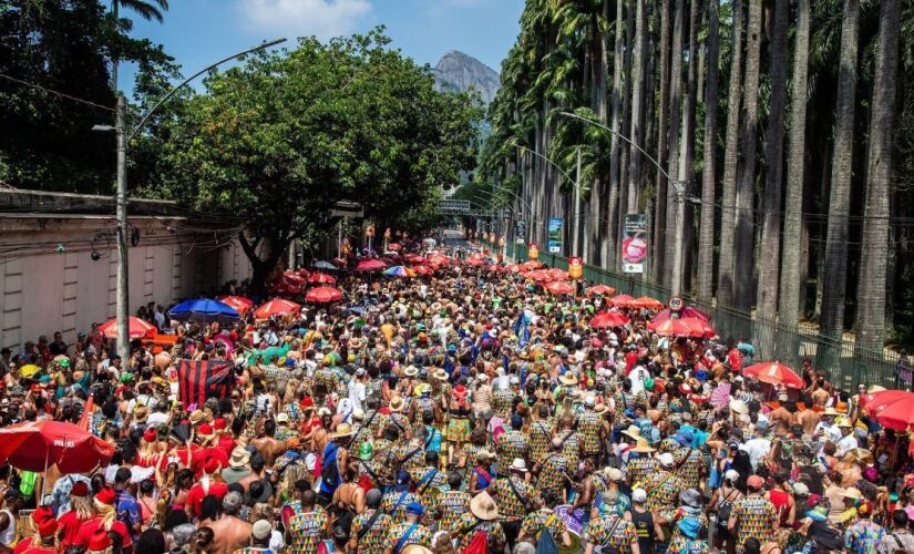 Por não se tratar de um feriado, as empresas não são obrigadas a fornecer folga aos funcionários durante a folia