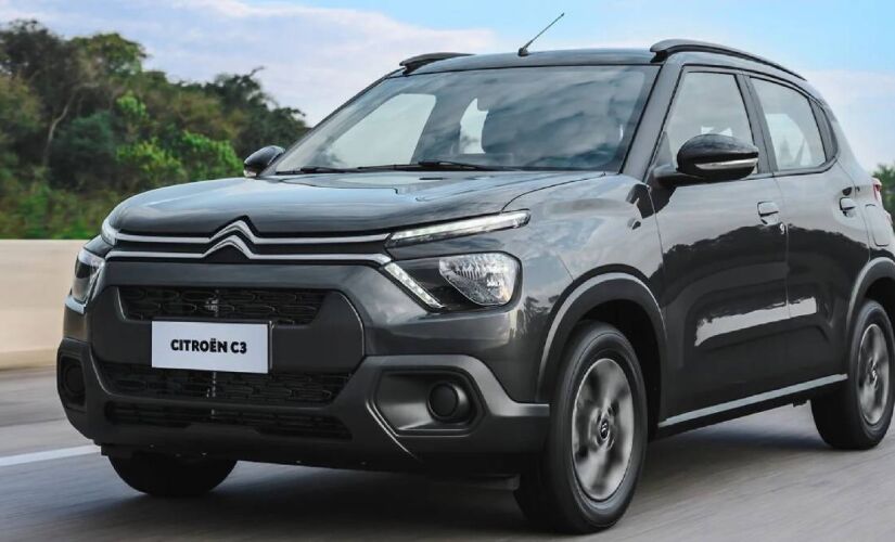 Citroen C3 1.0 Live equipado com câmbio manual sai por R$ 70.590, com financiamento em 48 parcelas de R$ 599 mais a entrada