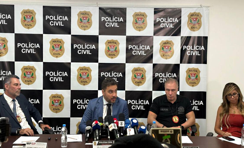 Polícia afirma não haver provas de que as pessoas que estavam no carro soubessem do plano