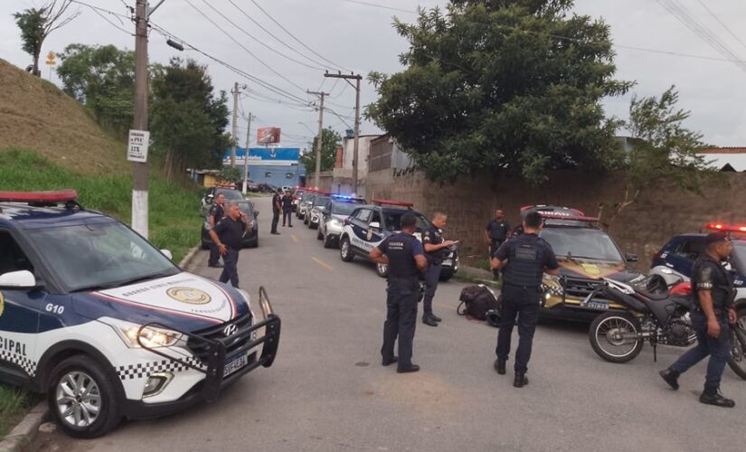 Guarda Civil Municipal prendeu homem suspeito de roubos na Grande São Paulo; prisão foi realizada em Taboão da Serra 