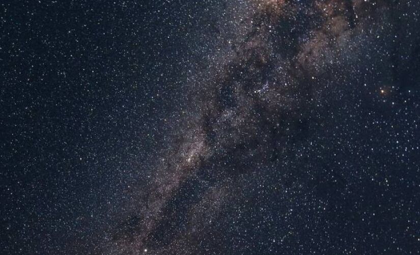 Descubra as previsões completas desta quinta-feira (27/2) para todos os signos do zodíaco 