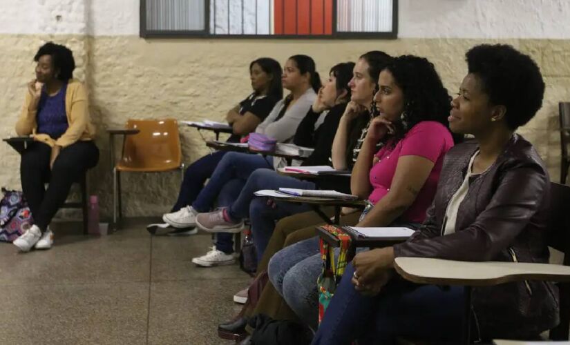 Concurso público vai contratar 72 professores