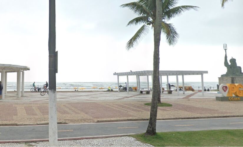 Vítima sofreu descarga elétrica na orla da praia durante tempestade