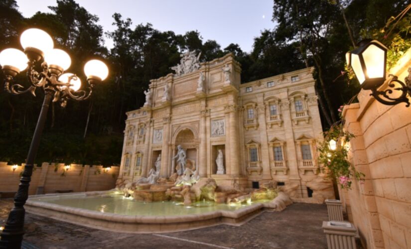 Um dos mais novos e já queridos cartões-postais de Serra Negra é sua própria versão da Fontana di Trevi, inspirada no famoso monumento romano. 