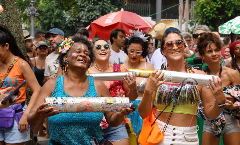 Alunos irão aprender a desenvolver adereços ecológicos para curtir a folia