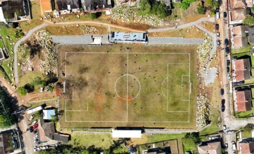 E foi em Paranapiacaba, distrito de Santo André, no ABC Paulista, que o primeiro gramado oficial do esporte surgiu