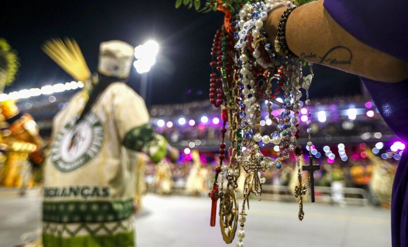 Desfile das escolas no Sambódromo do Anhembi, em São Paulo