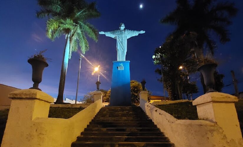 Imagem de Cristo na cidade de Araras, no interior de São Paulo