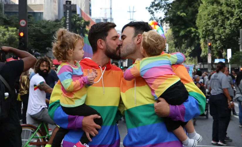 Pessoas gays também podem se declarar cisgênero