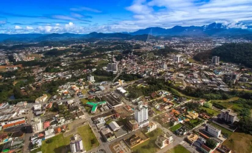 Jaraguá do Sul é uma das cidades mais seguras do Brasil, sendo a principal de Santa Catarina no quesito