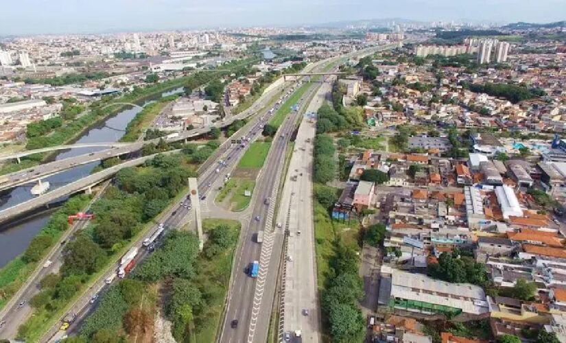 Rodovia Castello Branco é a principal ligação entre a Região Metropolitana de São Paulo e o Centro-Oeste Paulista