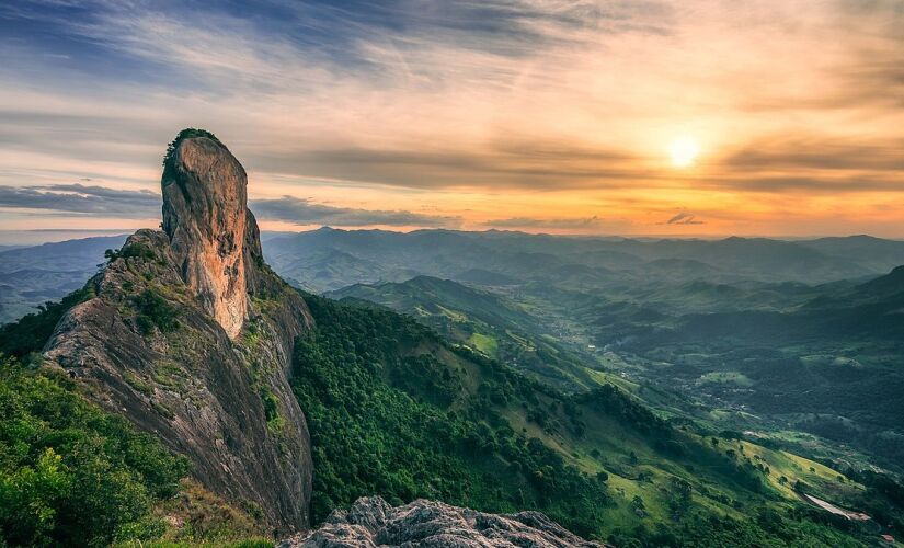 A Pedra do Baú é um dos pontos mais visitados pelos turistas