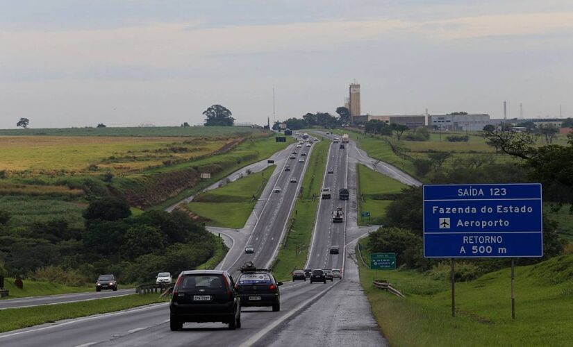 Rodovia Luiz de Queiroz passa pelas cidades de Americana, Santa Bárbara d'Oeste e Piracicaba