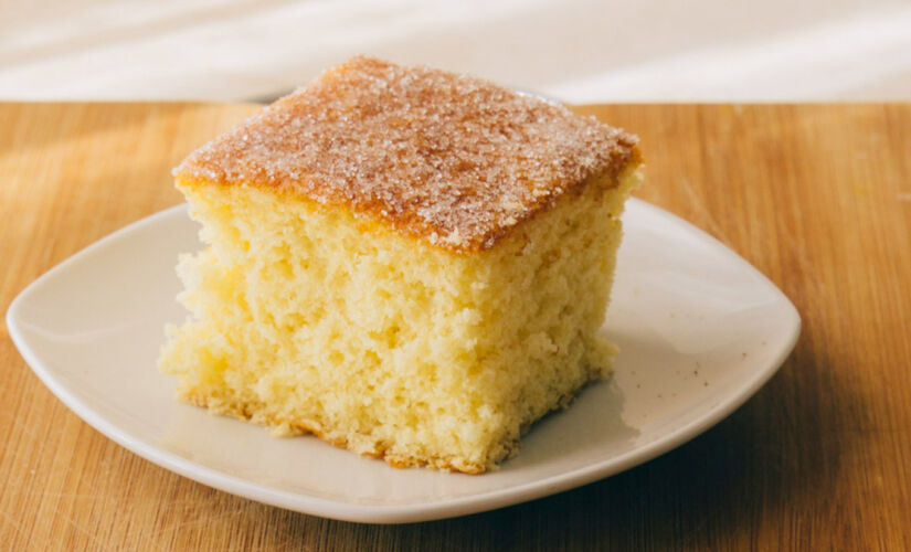 Bolo simples é opção perfeita para agradar a família e amigos no café