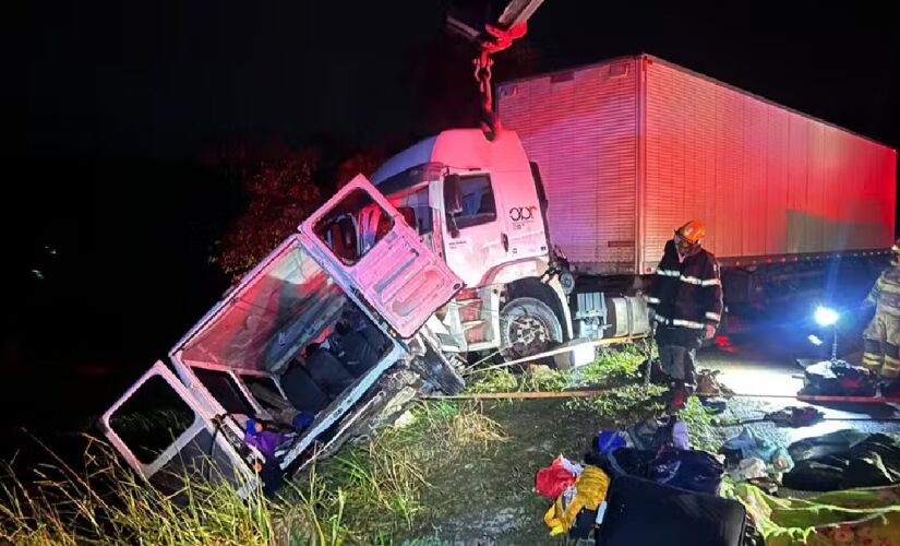 Acidente ocorreu na altura do quilômetro 446, no Norte de Minas