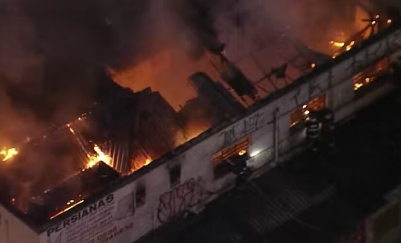 Por conta do incêndio, duas linhas de ônibus foram desviadas pela SPTrans