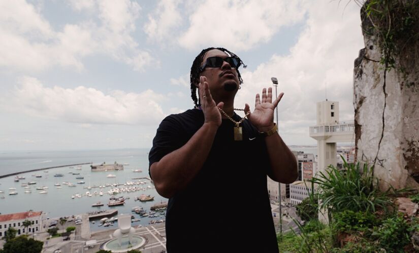O rapper Klisman lançou novidade pelas plataformas digitais