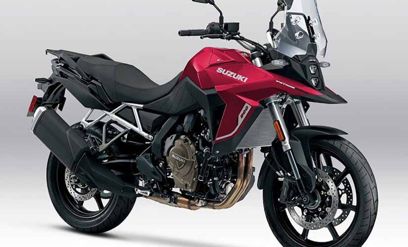 Suzuki V-Strom 800 2025 na cor Candy Darling Red