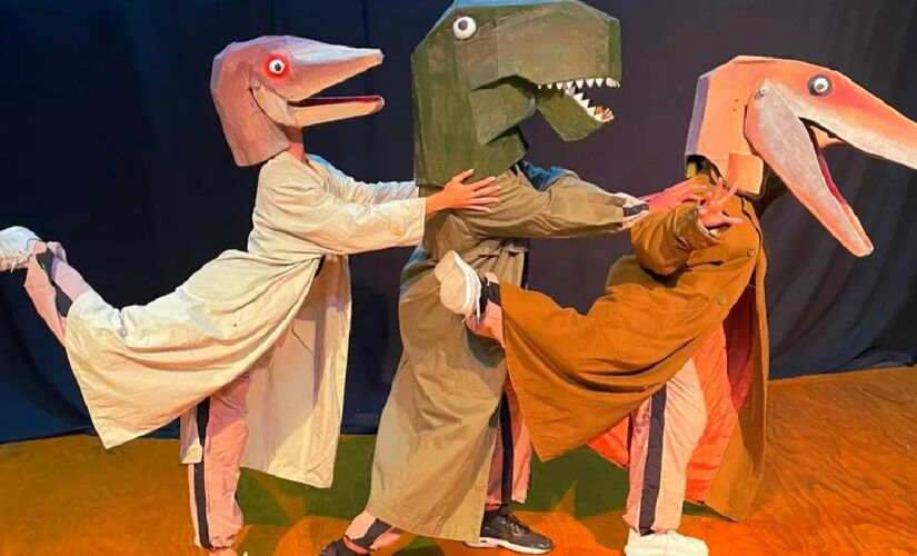 Peça é inspirada no livro 'Novo Guia Completo dos Dinossauros do Brasil'
