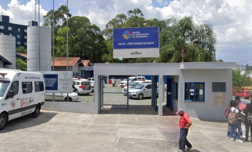 Interessadas devem comparecer ao local com os seguintes documentos: RG, CPF, currículo impresso atualizado e Carteira de Trabalho
