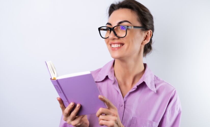 A inteligência não está apenas nas grandes ideias, mas também nas pequenas atitudes e nas palavras que escolhemos.