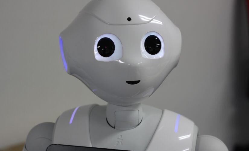 Inteligências Arificiais tomam o lugar de interações humanas.