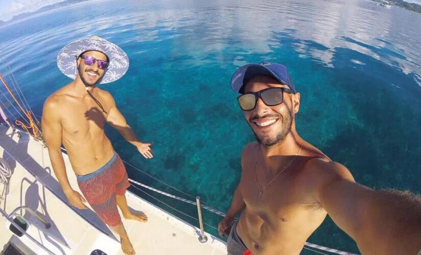 Irmãos circundaram o globo em viagem que durou 7 anos