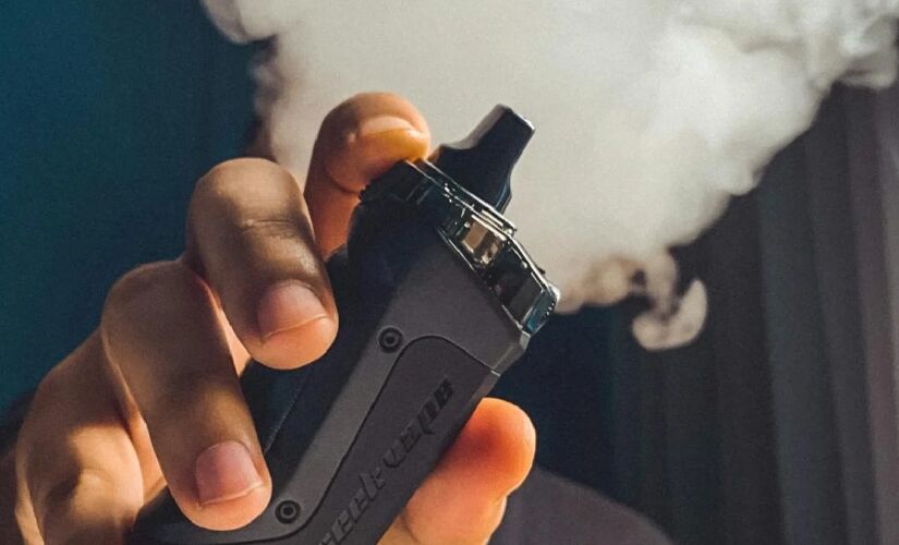 Com design moderno, sabores e a falsa ideia de que são inofensivos, os vapes ocupam o centro de um problema de saúde que vai além dos pulmões